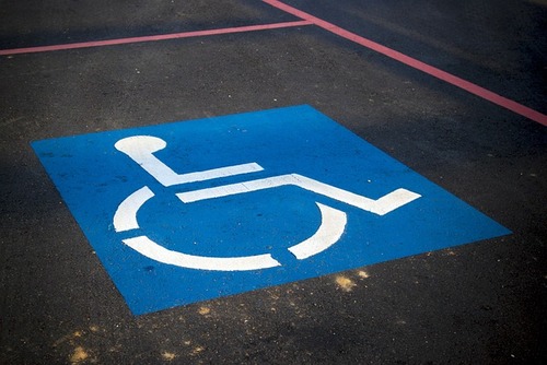 Робочі місця для осіб з інвалідністю: компенсація за облаштування